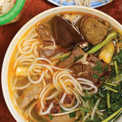  Bún Bò Huế -  Một Món Ăn Rất Nóng Và Sốt Của Thành Phố Huế